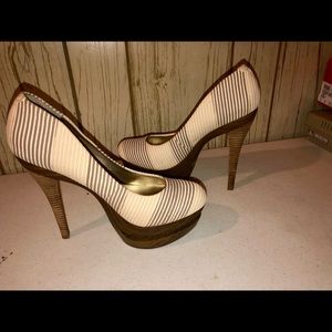 Jessica Simpson Wood Platform Pump Heels